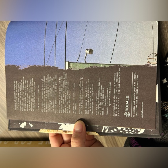 Thug Kitchen: The Official Cookbook Hardcover ISBN 978-1-62336-358-1 - Picture 7 of 7